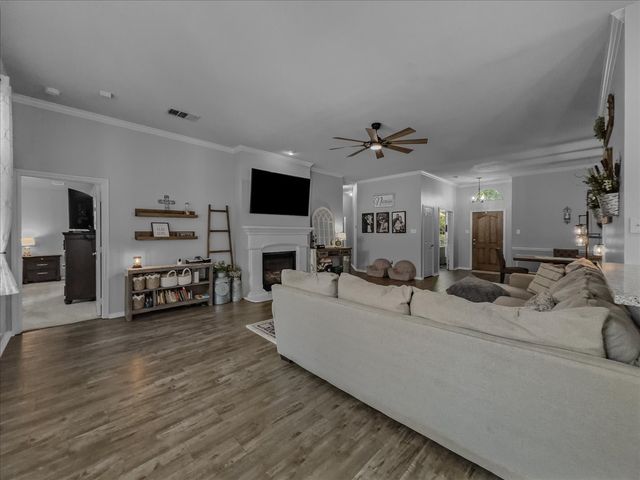 2514 Mustang Drive, Arlington, TX 76001