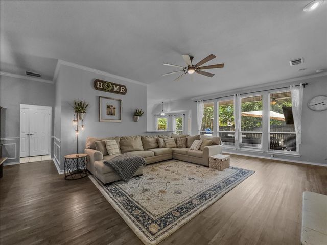 2514 Mustang Drive, Arlington, TX 76001