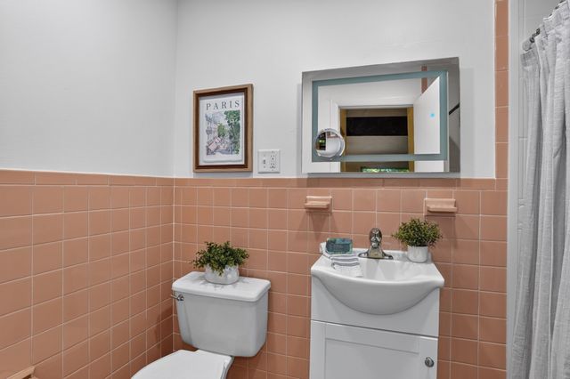 74 Beach St 5-12, Woburn, MA 01801