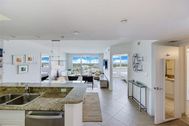 19501 W Country Club Dr 2412, Aventura, FL 33180