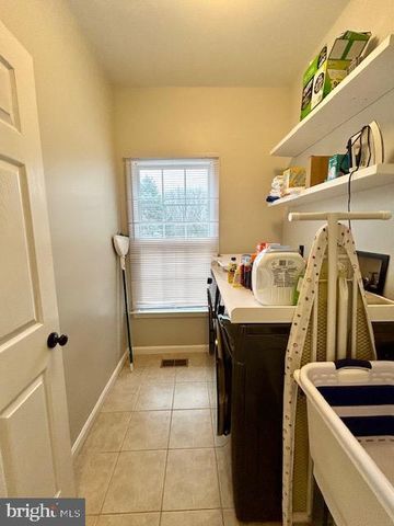 5 MILESTONE MANOR CT, Germantown, MD 20876