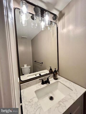 5 MILESTONE MANOR CT, Germantown, MD 20876