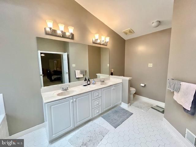 5 MILESTONE MANOR CT, Germantown, MD 20876