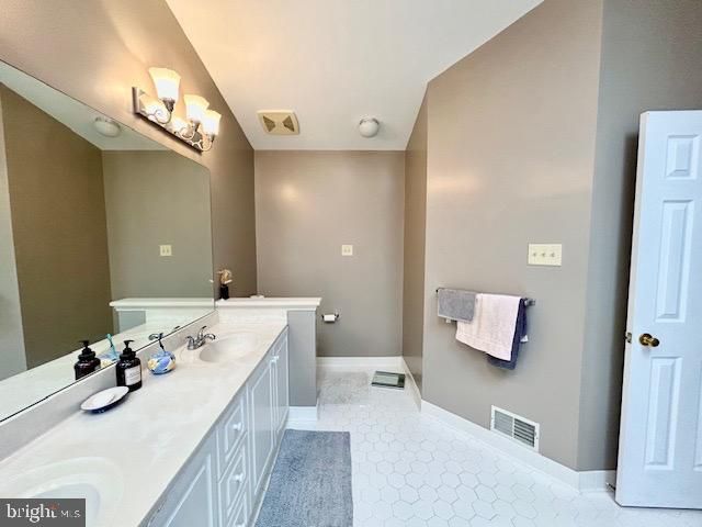 5 MILESTONE MANOR CT, Germantown, MD 20876