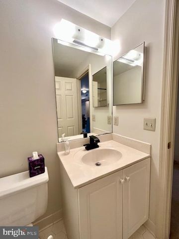 5 MILESTONE MANOR CT, Germantown, MD 20876