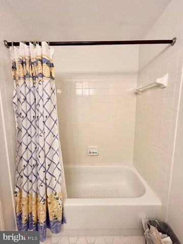 5 MILESTONE MANOR CT, Germantown, MD 20876