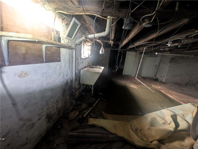 672 Jefferson Avenue, Rochester, NY 14611