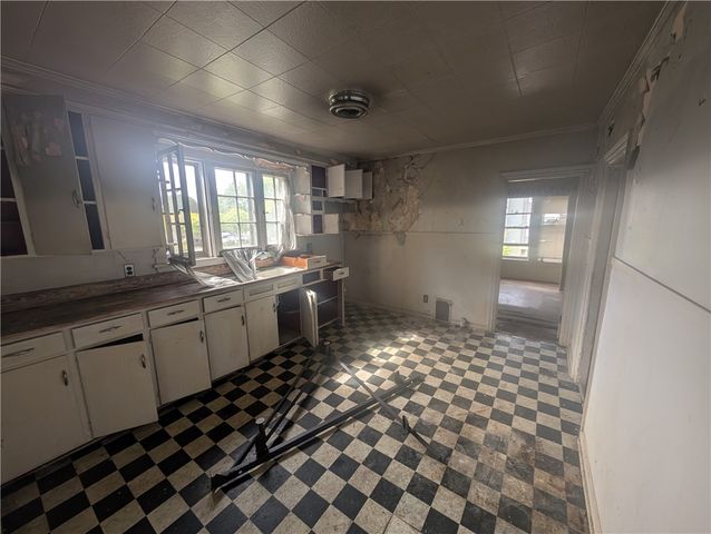 672 Jefferson Avenue, Rochester, NY 14611