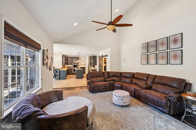 209 ANDY WARHOL WAY, Marlton, NJ 08053