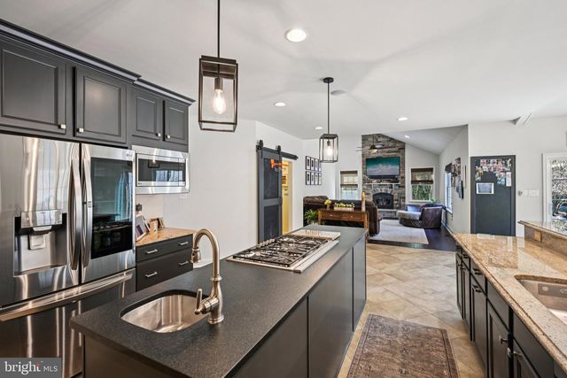 209 ANDY WARHOL WAY, Marlton, NJ 08053