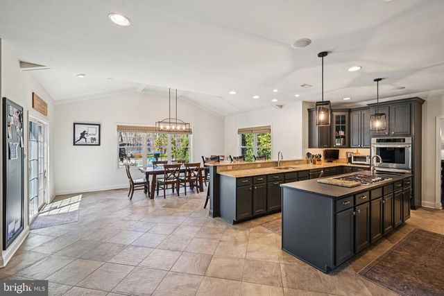 209 ANDY WARHOL WAY, Marlton, NJ 08053