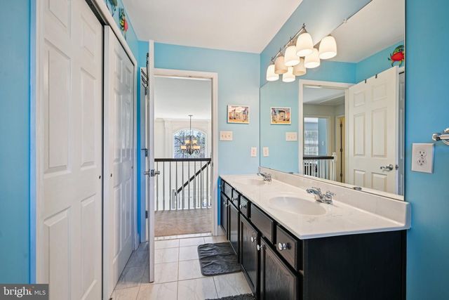 209 ANDY WARHOL WAY, Marlton, NJ 08053