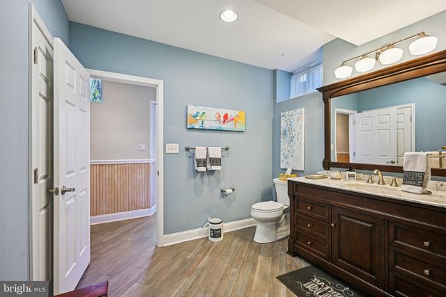 209 ANDY WARHOL WAY, Marlton, NJ 08053
