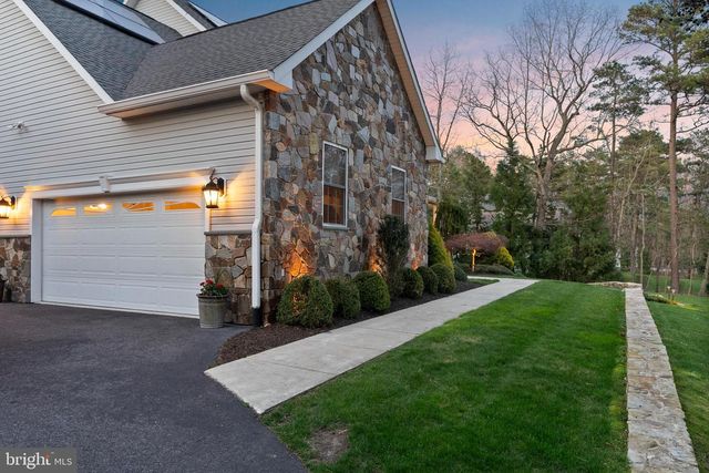 209 ANDY WARHOL WAY, Marlton, NJ 08053