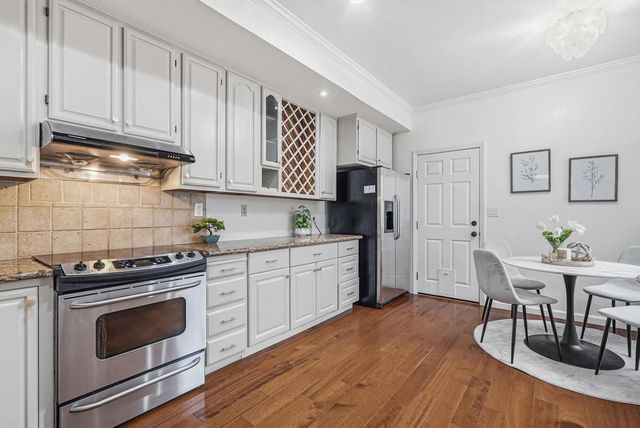 2190 Canyon Lakes Dr, San Ramon, CA 94582