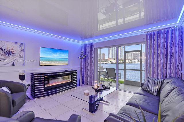 2600 Diana Dr 110, Hallandale Beach, FL 33009