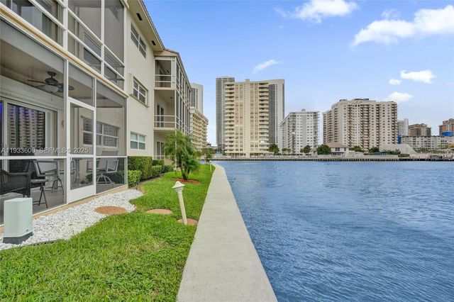 2600 Diana Dr 110, Hallandale Beach, FL 33009
