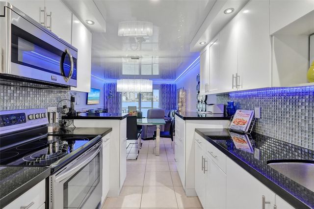 2600 Diana Dr 110, Hallandale Beach, FL 33009