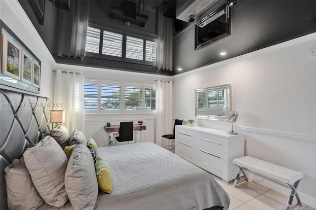 2600 Diana Dr 110, Hallandale Beach, FL 33009