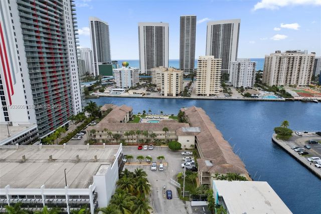 2600 Diana Dr 110, Hallandale Beach, FL 33009