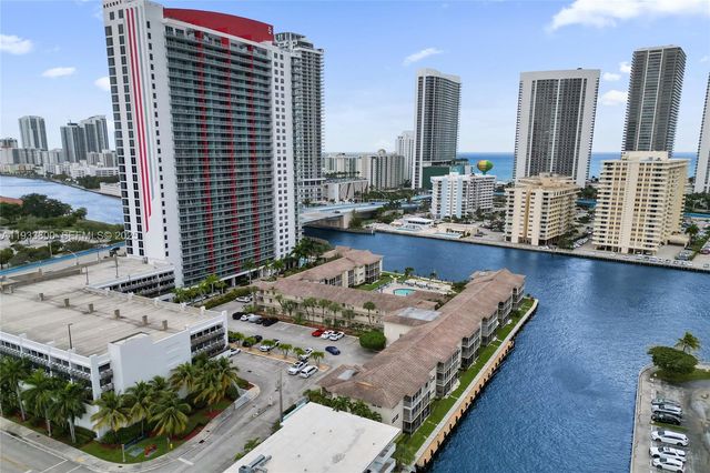 2600 Diana Dr 110, Hallandale Beach, FL 33009