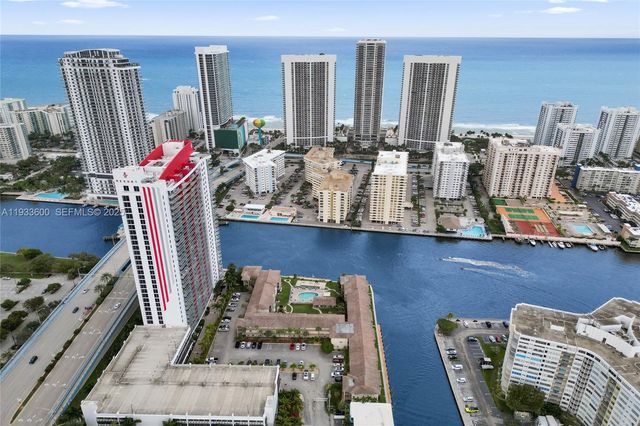 2600 Diana Dr 110, Hallandale Beach, FL 33009