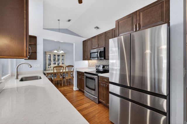 6095 NW East Deville Circle, Port St. Lucie, Port St Lucie, FL 34986