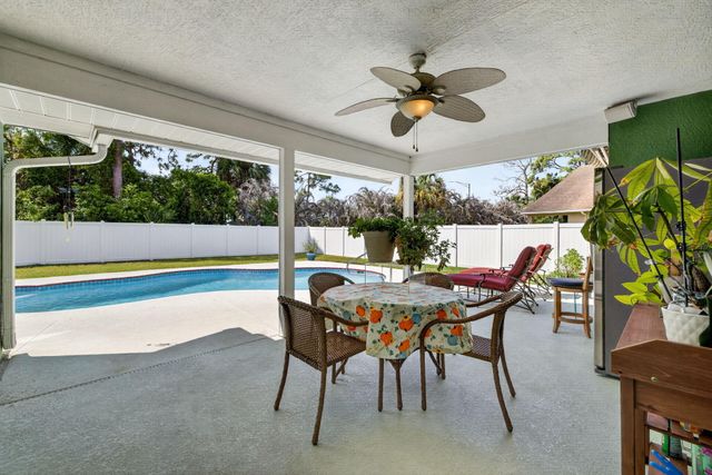 6095 NW East Deville Circle, Port St. Lucie, Port St Lucie, FL 34986