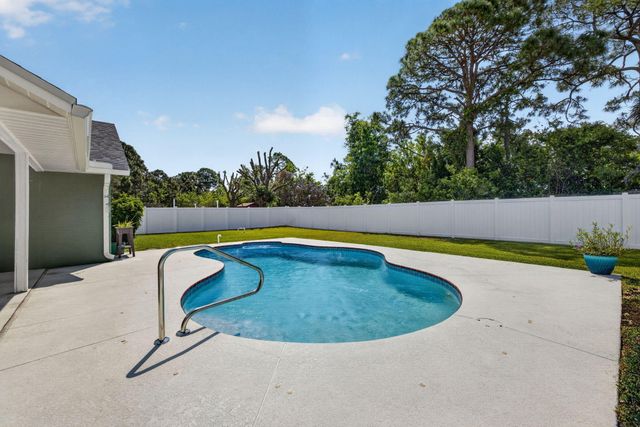 6095 NW East Deville Circle, Port St. Lucie, Port St Lucie, FL 34986