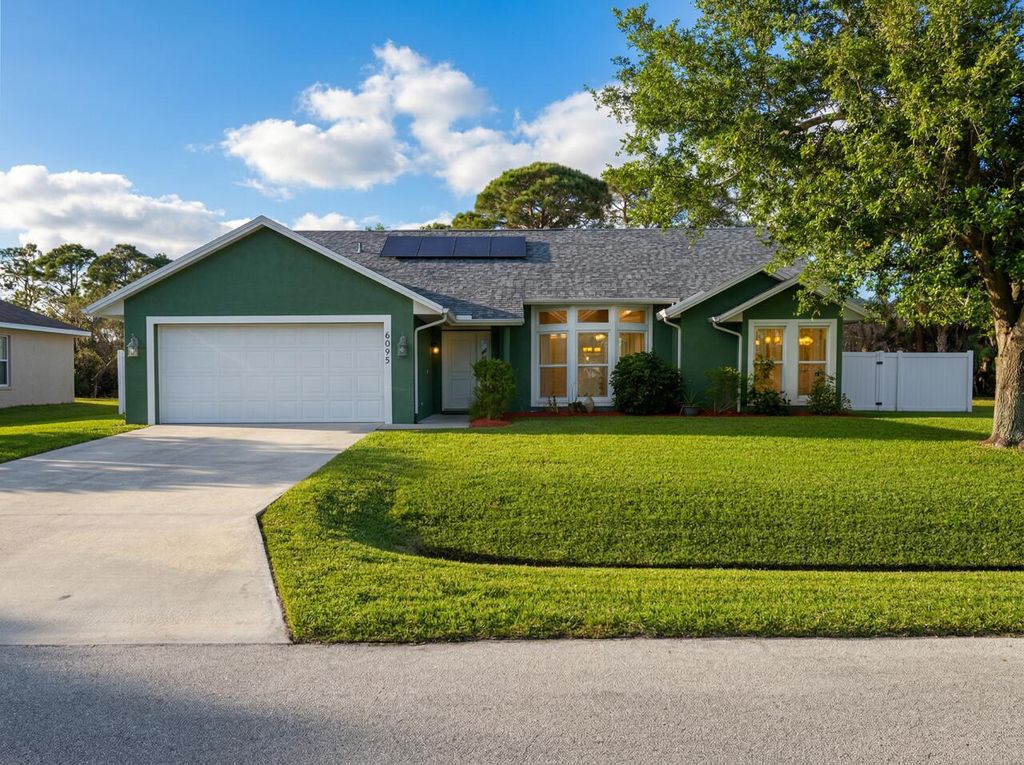 6095 NW East Deville Circle, Port St. Lucie, Port St Lucie, FL 34986
