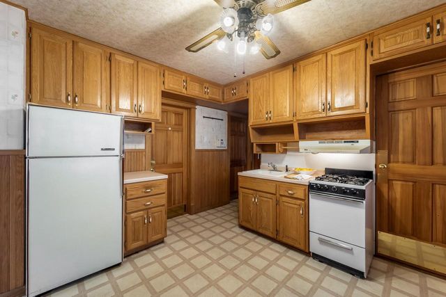 1218 S 64th STREET, West Allis, WI 53214