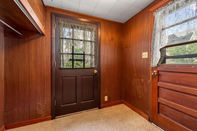 1218 S 64th STREET, West Allis, WI 53214