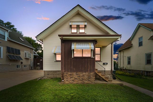 1218 S 64th STREET, West Allis, WI 53214