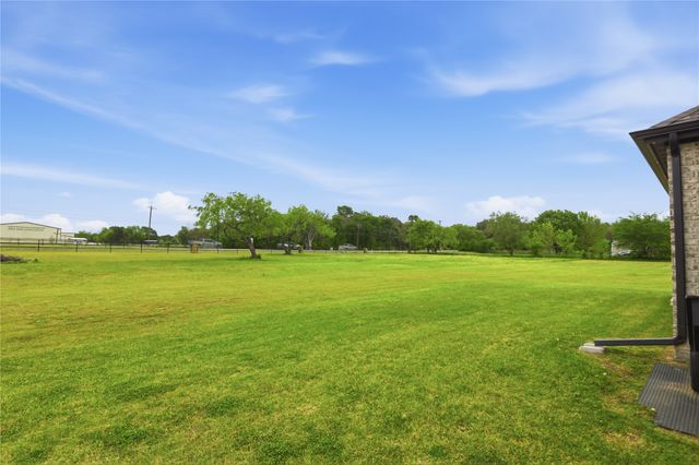 341 Dogwood Circle, Royse City, TX 75189