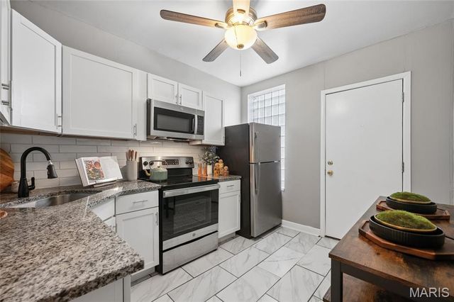 3115 Lackland Avenue, St Louis, MO 63116