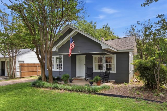 3821 El Campo Avenue, Fort Worth, TX 76107