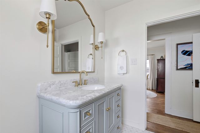 3821 El Campo Avenue, Fort Worth, TX 76107