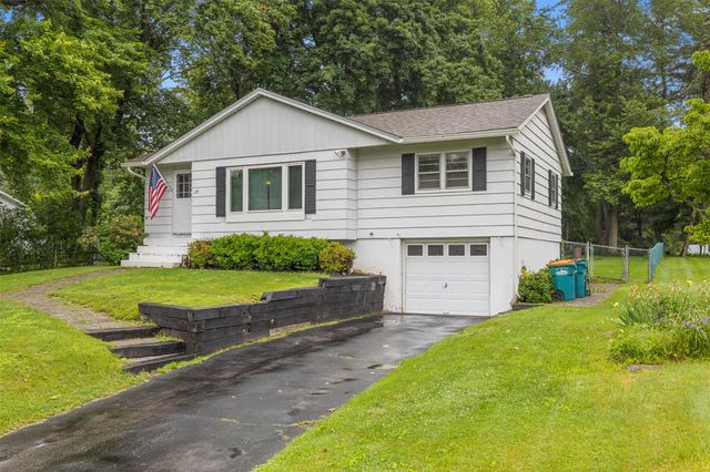 29 Chestnut Street, Poughkeepsie, NY 12601