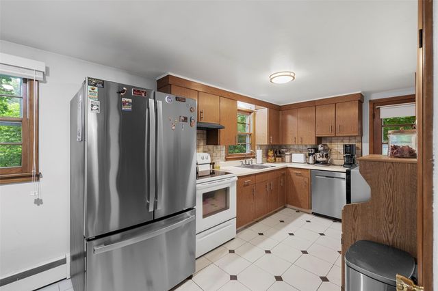 29 Chestnut Street, Poughkeepsie, NY 12601