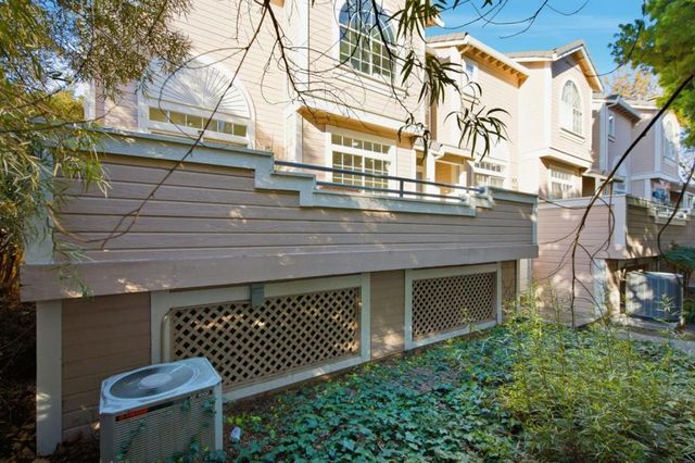 2434 Nobili Avenue, Santa Clara, CA 95051