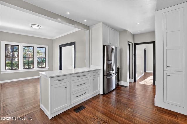 1309 CHALLEN Avenue, Jacksonville, FL 32205