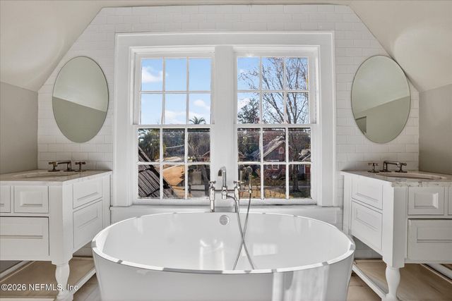 1309 CHALLEN Avenue, Jacksonville, FL 32205