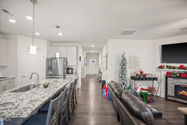 2131 Knight Crossing Road, Durham, NC 27703