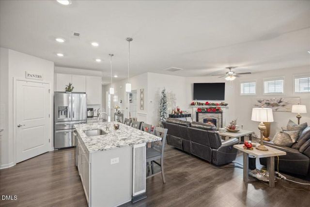 2131 Knight Crossing Road, Durham, NC 27703