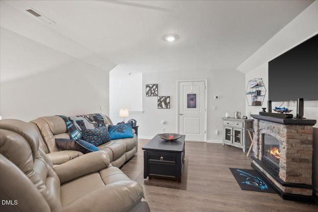 2131 Knight Crossing Road, Durham, NC 27703