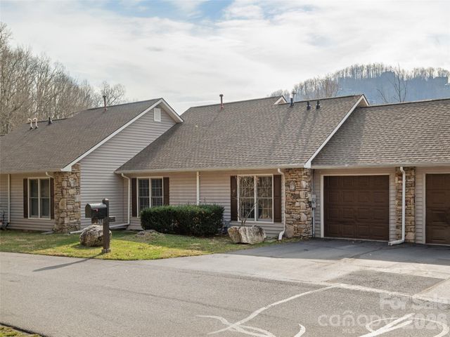 203 Rocky Mountain Way, Arden, NC 28704