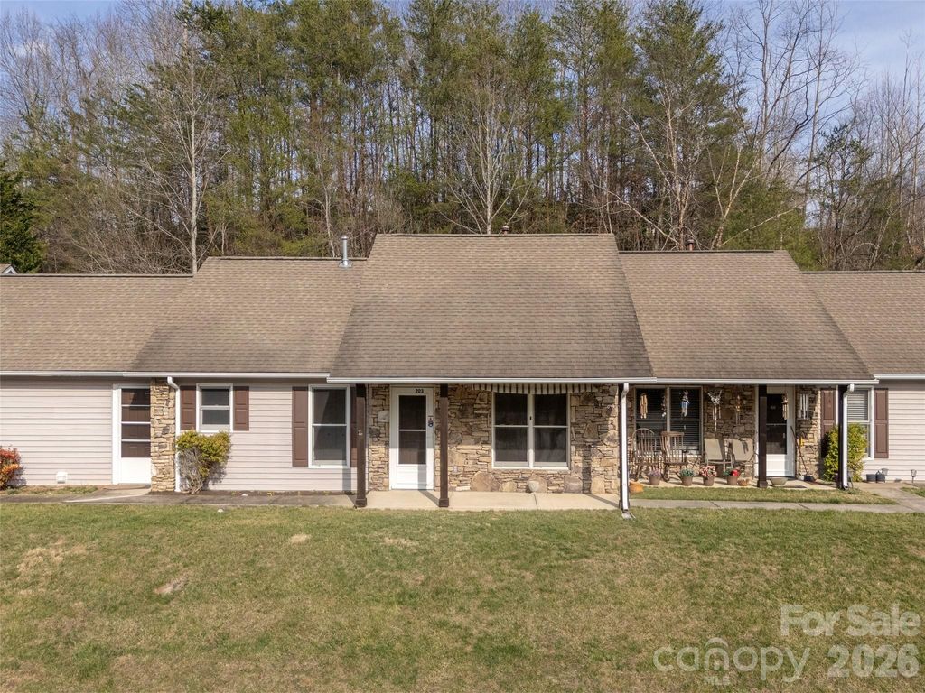 203 Rocky Mountain Way, Arden, NC 28704
