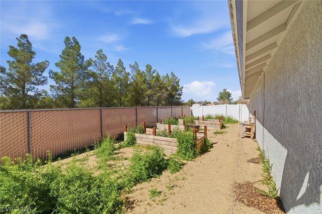 1131 China Street, Pahrump, NV 89048