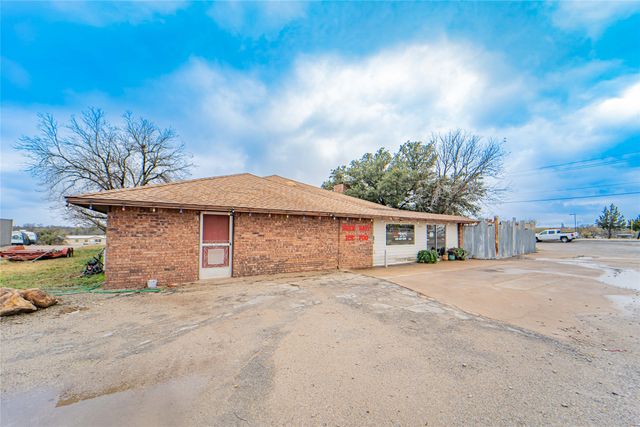 7235 W US Highway 180 W, Breckenridge, TX 76424