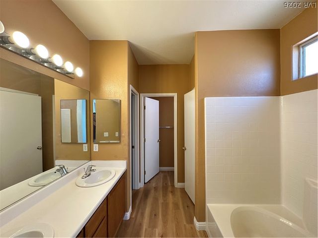 2525 LIVING ROCK Avenue, Las Vegas, NV 89106